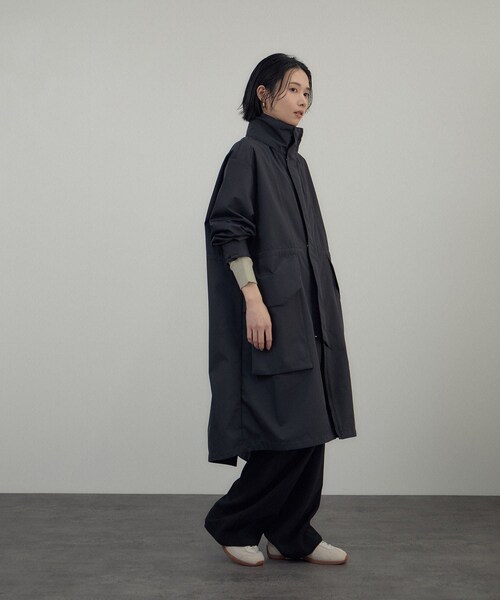 ADAM ET ROPE'（アダムエロペ）の「3レイヤーミリタリーコート / KAJIF（ミリタリージャケット・レディース・ブラック/ベージュ・F）」の8枚目の写真