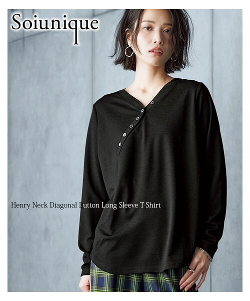 nissen（ニッセン）の「ヘンリーネック斜めボタン長袖Tシャツ ［Soiunique］（Tシャツ/カットソー・レディース・ブラック/ネイビー/グリーン・M/L/LL）」の5枚目の写真