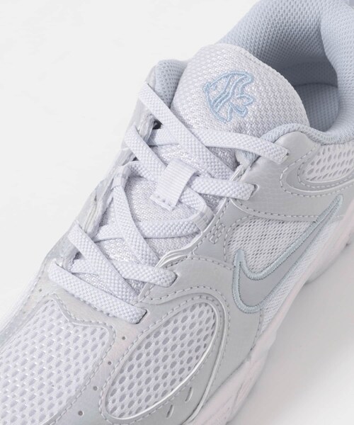URBAN RESEARCH DOORS(アーバンリサーチドアーズ)の「NIKE ナイキ V5 RNR(KIDS)(シューズ小物/雑貨・キッズ・GREY・19/20/21/22)」の7枚目の写真