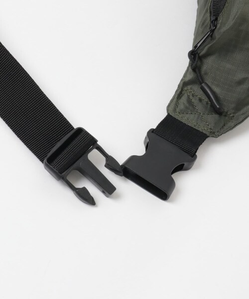 THE GOODLAND MARKET（ザグッドランドマーケット）の「『別注』PARKS PROJECT×TGM　WAIST BAG（ボディバッグ/ウエストポーチ・メンズ・Gray/White・one）」の12枚目の写真