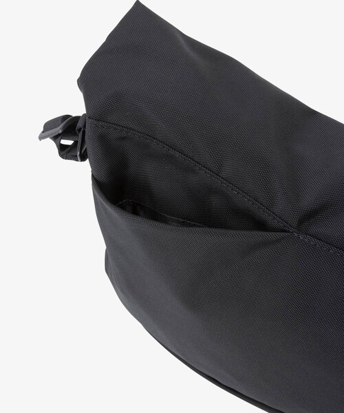 URBAN RESEARCH DOORS（アーバンリサーチドアーズ）の「THE NORTH FACE　PYRENEES SHOULDER L（ショルダーバッグ・メンズ・K/SO/SL・One）」の9枚目の写真