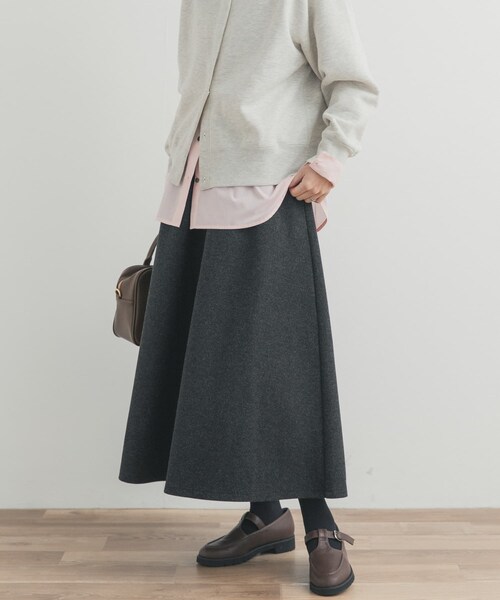 URBAN RESEARCH DOORS(アーバンリサーチドアーズ)の「カットギャザースカート(スカート・レディース・L.GRAY/MOCHA/CHARCOAL・Free)」の17枚目の写真