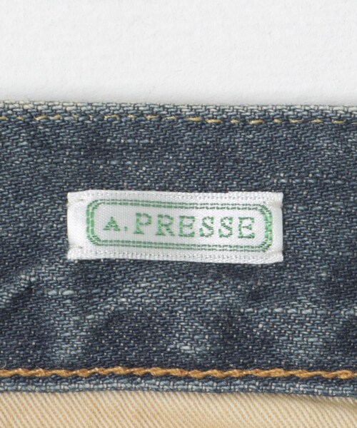 URBAN RESEARCH（アーバンリサーチ）の「A PRESSE　Washed Denim Wide Pants（デニムパンツ・メンズ・INDIGO・30/28/32/28/34/28/36/28）」の9枚目の写真