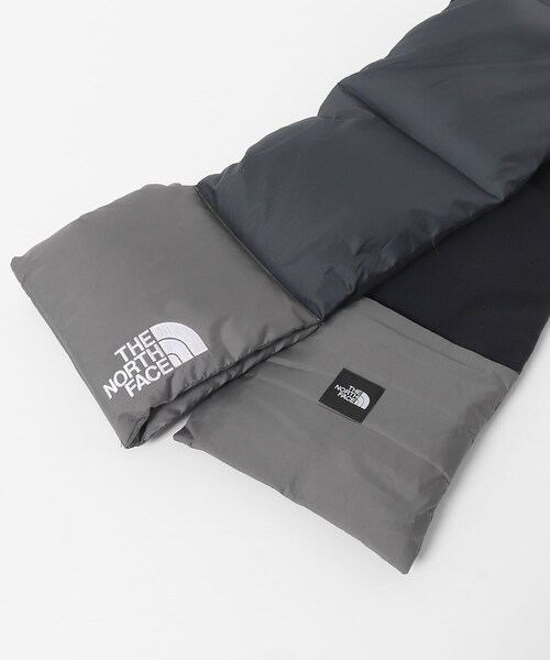 URBAN RESEARCH Sonny Label（アーバンリサーチサニーレーベル）の「THE NORTH FACE　Nuptse Muffler（マフラー・メンズ・ブラック/アスファルトグレー/フォレストフロア・one）」の11枚目の写真