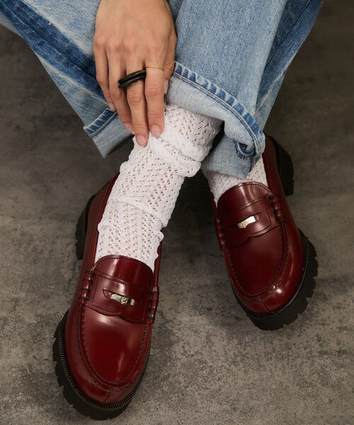 ADAM ET ROPE'(アダムエロペ)の「【HARUTA(ハルタ) for SALON】別注ガラスレザーローファー(ローファー・レディース・ブラック/ダークブラウン系/ワイン系・22.5/23.5/24.5/25.0)」の19枚目の写真