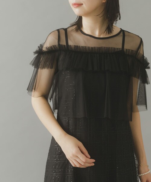 URBAN RESEARCH ROSSO（アーバンリサーチロッソ）の「kaene　フリルチュールドッキングドレス（ワンピース・レディース・Salmonpink/black・36）」の5枚目の写真