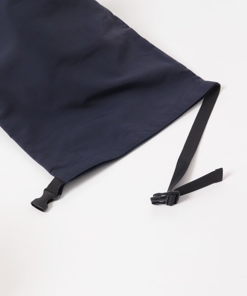 URBAN RESEARCH DOORS(アーバンリサーチドアーズ)の「撥水ロールアップバッグ(KIDS)(その他・キッズ・NVY×GRN/PNK×NVY・One)」の7枚目の写真