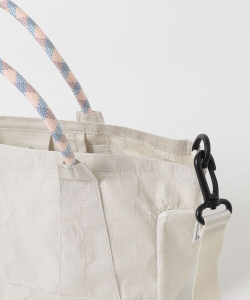 URBAN RESEARCH DOORS(アーバンリサーチドアーズ)の「『別注』TRIFFER×DOORS 2WAYミニショルダーバッグ(ショルダーバッグ・レディース・OFF/NAVY/ORANGE/SILVER・One)」の7枚目の写真