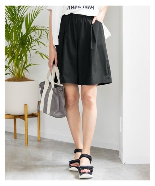 nissen（ニッセン）の「大きいサイズ　ストレッチうす軽楽ちんキュロットパンツ（ゆったりヒップ）（吸汗速乾）（パンツ・レディース・ソフトイエロー/ベージュ/黒/ブルーグリーン・L/LL/3L/4L/5L/6L/8L/10L）」の11枚目の写真