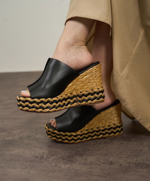 ADAM ET ROPE'（アダムエロペ）の「【J'aDoRe・店舗限定】【PALOMA BARCELO'（パロマバルセロ）】ウェッジサンダル（サンダル・レディース・ブラック系・36/37/38）」の8枚目の写真