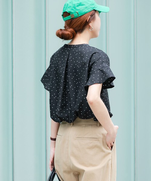 URBAN RESEARCH(アーバンリサーチ)の「フレンチスリーブスキッパーブラウス(シャツ/ブラウス・レディース・OFF WHITE/BLACK DOT/SAX・Free)」の17枚目の写真
