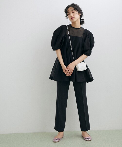 ADAM ET ROPE'（アダムエロペ）の「【Comfort embracement】別注 チュニック（シャツ/ブラウス・レディース・ブラック/ホワイト・F）」の22枚目の写真
