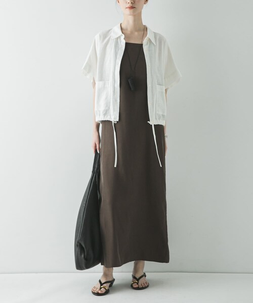 URBAN RESEARCH(アーバンリサーチ)の「ラミーレーヨンハーフスリーブシャツ(シャツ/ブラウス・レディース・NAVY/YEL BEIGE/WHITE・Free)」の9枚目の写真