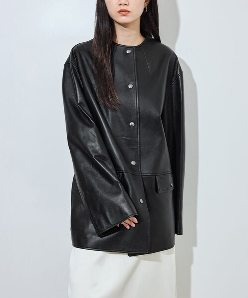 ADAM ET ROPE'(アダムエロペ)の「【IHNN(イン)】 別注Collarless Leather Jacket(ノーカラージャケット・レディース・ブラック・36/38)」の12枚目の写真