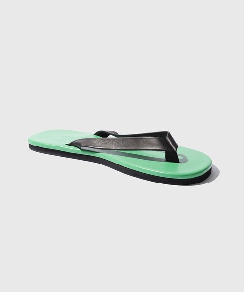 ADAM ET ROPE'(アダムエロペ)の「【AURALEE/オーラリー】SOFT LEATHER FLIP-FLOPS(サンダル・メンズ・ブラック/グリーン・25.0/26.0/27.0)」の10枚目の写真