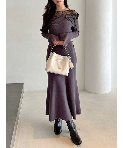 MERCURYDUO（マーキュリーデュオ）の「レース切替オフショルニット