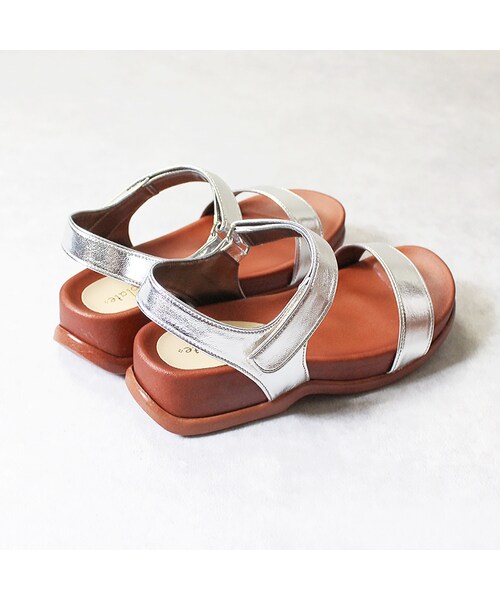 Shoe Fantasy（シューファンタジー）の「スポーツサンダル（サンダル・レディース・ブラック/シルバー・22.0~25.0cm/L）」の2枚目の写真