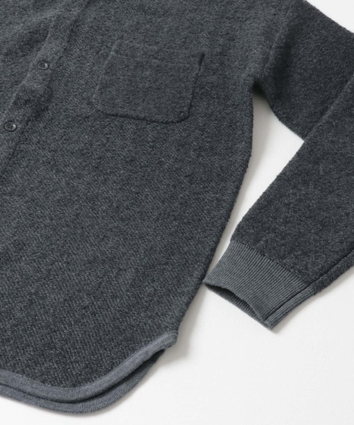 THE GOODLAND MARKET（ザグッドランドマーケット）の「FFM　TWEEDLIKE SHIRTS（カーディガン/ボレロ・レディース・Black/Beige・1/2）」の7枚目の写真