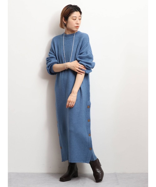 Ungrid（アングリッド）の「サイドボタンデザインニットワンピース（ワンピース・レディース・ベージュ/ミディアムグレー/ブラック/ブルー・F）」の21枚目の写真