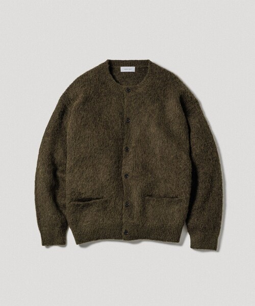 ADAM ET ROPE'（アダムエロペ）の「モヘアミックス オーバーサイズ クルーネックカーディガン（カーディガン/ボレロ・メンズ・ブラック/キャメル/カーキ/レッド・L/M）」の12枚目の写真