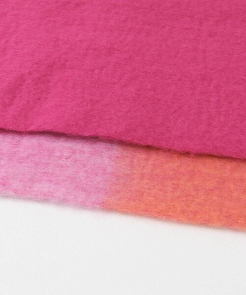 SENSE OF PLACE by URBAN RESEARCH（センスオブプレイスバイアーバンリサーチ）の「『一部WEB限定カラー』パネルボーダーストール（マフラー・レディース・RED/GREEN/YELLOW/ORANGE・one）」の16枚目の写真