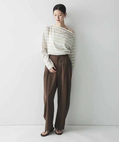 URBAN RESEARCH(アーバンリサーチ)の「マルチボーダー2WAYカットソー(Tシャツ/カットソー・レディース・RED/BEIGE/OFF WHITE・Free)」の19枚目の写真