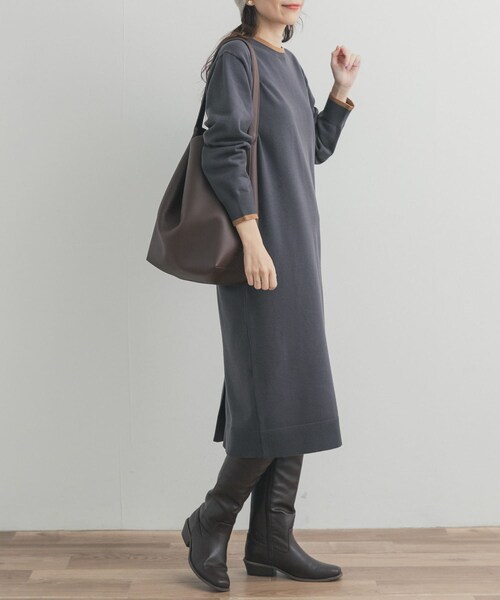 URBAN RESEARCH DOORS（アーバンリサーチドアーズ）の「バイカラーKNITワンピース（ワンピース・レディース・CHARCOAL/BLACK・Free）」の19枚目の写真