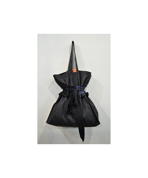 RehersalL（リハーズオール）の「ナイロンニットフリルトートバッグ（トートバッグ・レディース・オレンジ/ピンク/グリーン/ブルー/ブラック/イエロー・one）」の2枚目の写真