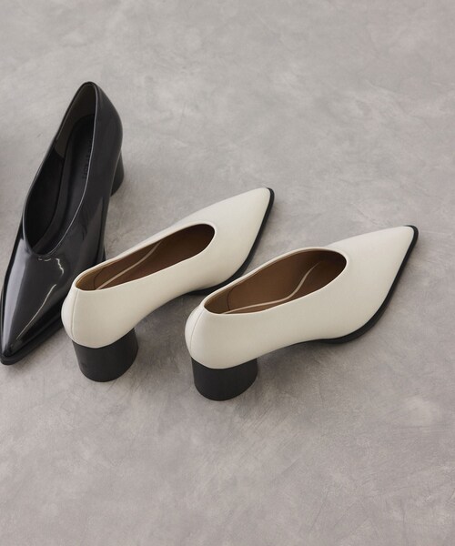 ADAM ET ROPE'（アダムエロペ）の「ポインテッドトゥパンプス（パンプス・レディース・ブラック/オフホワイト・23.0/23.5/24.0/24.5）」の4枚目の写真