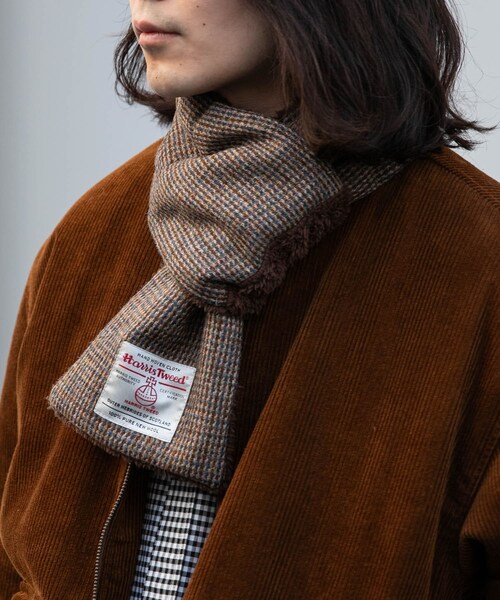 URBAN RESEARCH Sonny Label（アーバンリサーチサニーレーベル）の「HARRIS TWEED中綿マフラー（マフラー・メンズ・チャコール/ネイビー/ブラウン・One）」の17枚目の写真