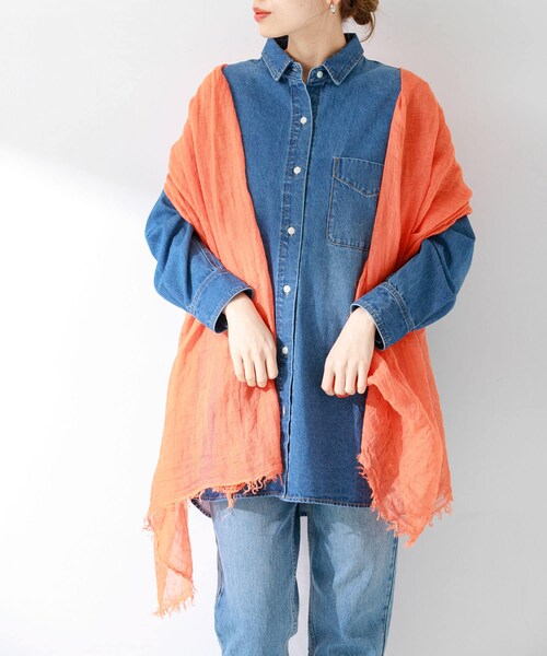 URBAN RESEARCH Sonny Label（アーバンリサーチサニーレーベル）の「イタリア製リネンストール（ストール/ショール・レディース・オレンジ/ネイビー/Lグレー・one）」の4枚目の写真