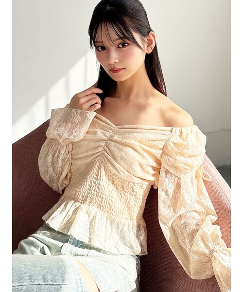 RESEXXY（リゼクシー）の「レイヤードオフショルブラウス（シャツ/ブラウス・レディース・ホワイト/ブラック/オレンジ・F）」の6枚目の写真