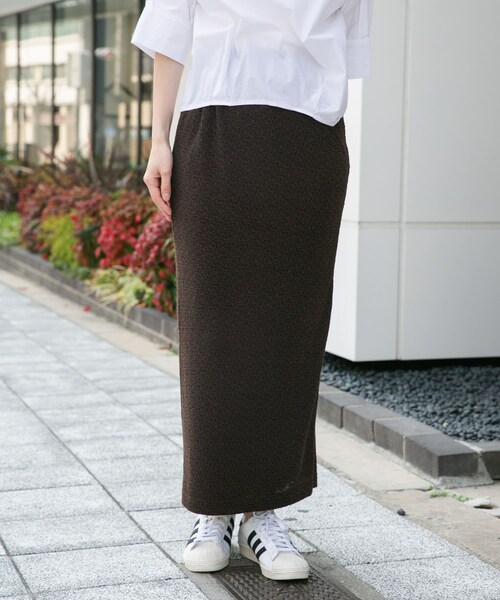 ITEMS URBANRESEARCH(アイテムズ アーバンリサーチ)の「ジャガードタイトロングスカート(スカート・レディース・BRN/OFF/LVD・FREE)」の14枚目の写真