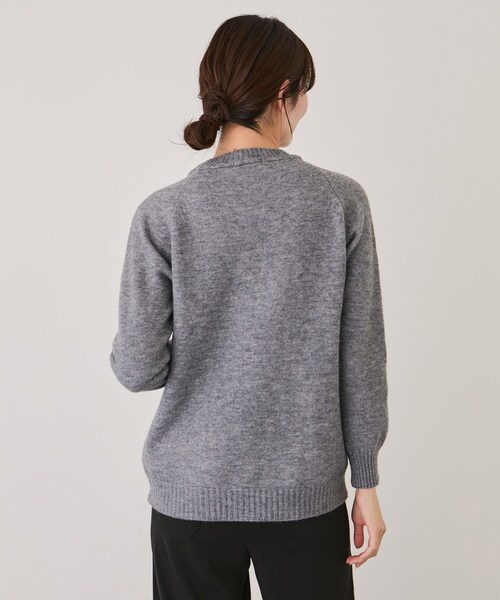 Jayro（ジャイロ）の「カラーVネックカーディガン（カーディガン/ボレロ・レディース・ブラック/グレー/ホワイト系/ベージュ/グリーン/キミドリ/カーキ/ブルー系/レッド/オレンジ・F）」の17枚目の写真