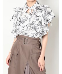 dazzlin | カットアウトフリルシャツトップス(シャツ/ブラウス)