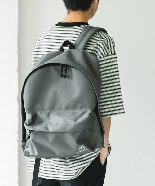 URBAN RESEARCH DOORS(アーバンリサーチドアーズ)の「URD DAY PACK(バックパック/リュック・メンズ・BLACK/SAGE GRAY・-0)」の17枚目の写真