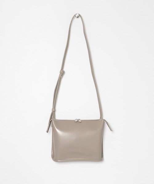 URBAN RESEARCH（アーバンリサーチ）の「PIENI　SHOULDER S（ショルダーバッグ・メンズ・HARMAA/MUSTA・-）」の2枚目の写真