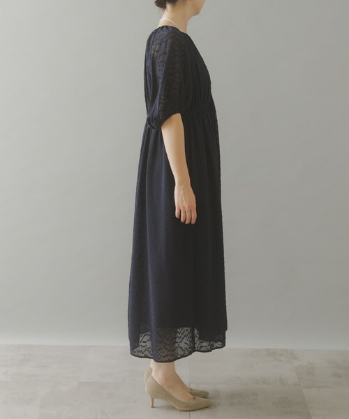 URBAN RESEARCH ROSSO（アーバンリサーチロッソ）の「ジャガードギャザーパフドレス（ワンピース・レディース・BLUE/NAVY・FREE）」の10枚目の写真