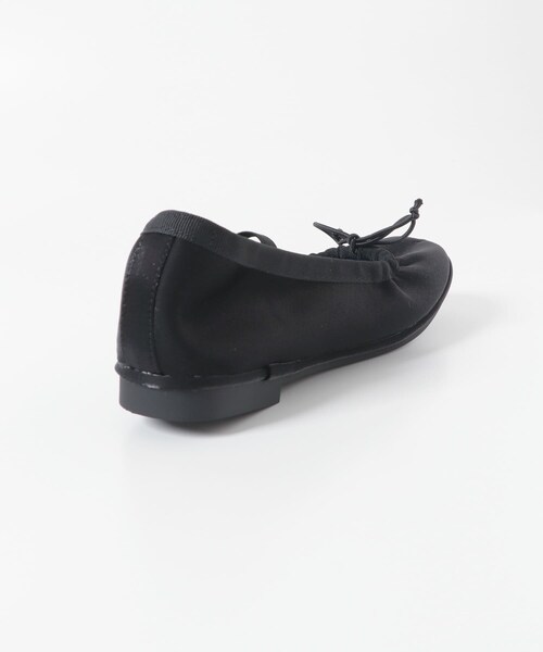 URBAN RESEARCH DOORS(アーバンリサーチドアーズ)の「Rockfish Weatherwear WISLEY SCRUNCH FLAT(バレエシューズ・レディース・BLACK/BEIGE・23.5/24/24.5)」の10枚目の写真