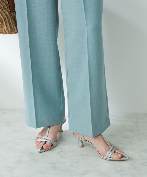 SENSE OF PLACE by URBAN RESEARCH(センスオブプレイスバイアーバンリサーチ)の「ポインテッドナローストラップサンダル(サンダル・レディース・BLACK/WHITE/SILVER・S/M/L)」の3枚目の写真