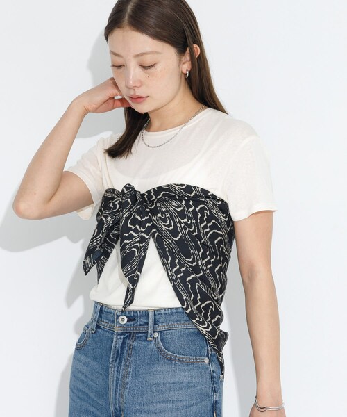 URBAN RESEARCH Sonny Label（アーバンリサーチサニーレーベル）の「大判ニュアンスプリントスカーフ（バンダナ/スカーフ・レディース・ピスタチオ系/ブラック系/ブラウン系・FREE）」の16枚目の写真