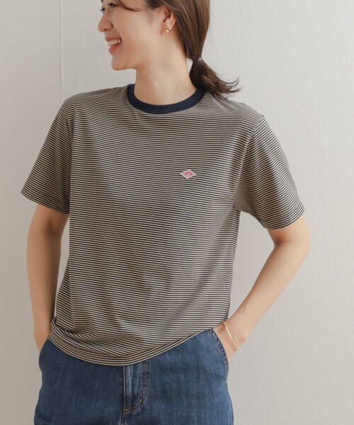 URBAN RESEARCH DOORS(アーバンリサーチドアーズ)の「DANTON T/C T-SHIRTS(Tシャツ/カットソー・レディース・YELLOW/WHITE/SAXBLUE/RED×WHITE/NVY×WHT/NAVY×BEIG・S)」の12枚目の写真