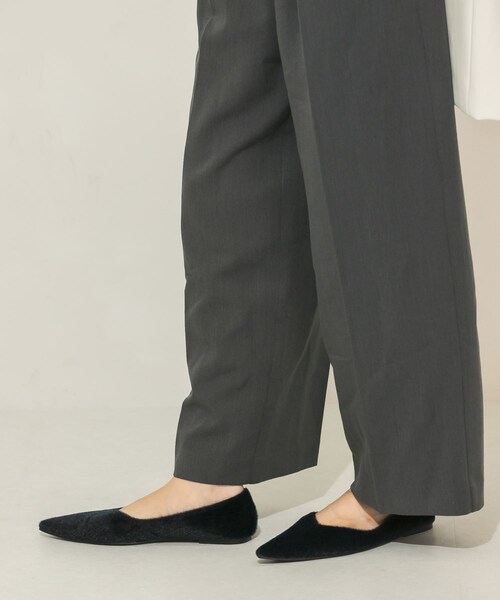 KBF（ケイビーエフ）の「ポインテッドトゥフェイクファーパンプス（パンプス・レディース・NAVY/BEIGE・36/37/38）」の17枚目の写真