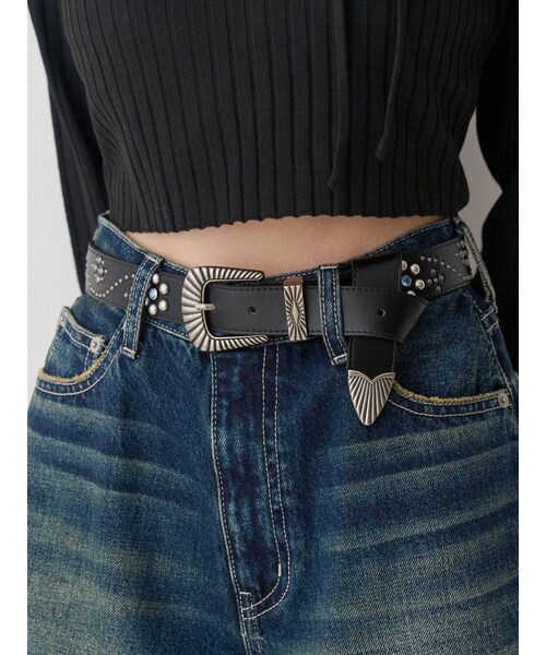 EVRIS（エヴリス）の「オリジナルスタッズバックルベルト（ベルト・レディース・ホワイト/ブラック/ブラウン・F）」の16枚目の写真