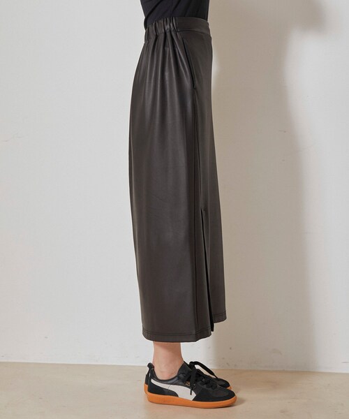 NERGY（ナージー）の「【イージーケア】Synthetic Leather イージーラップスカート（スカート・レディース・ブラック・F）」の13枚目の写真