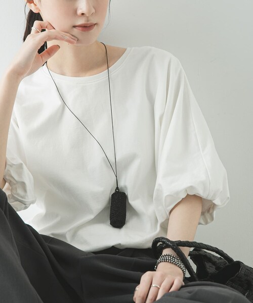 URBAN RESEARCH(アーバンリサーチ)の「バルーンカットソー(Tシャツ/カットソー・レディース・OFF WHITE/BLACK・Free)」の3枚目の写真