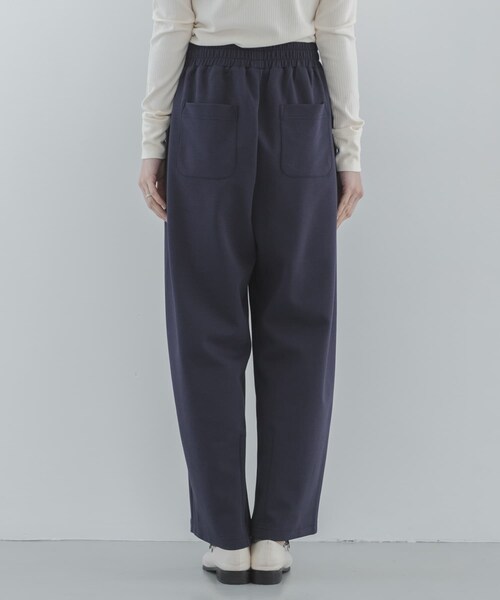 URBAN RESEARCH Sonny Label（アーバンリサーチサニーレーベル）の「メルティスウェットバレルパンツ（スウェットパンツ・レディース・グレー/ネイビー・Free）」の15枚目の写真