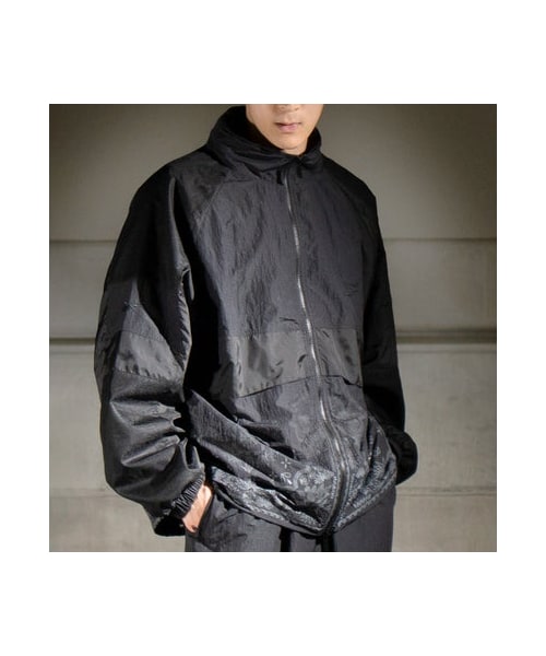 Reebok(リーボック)の「KREVA FADED BANDANA JACKET(ジャケット/アウター・メンズ・R00133・S/M/L/XL/LL)」の1枚目の写真