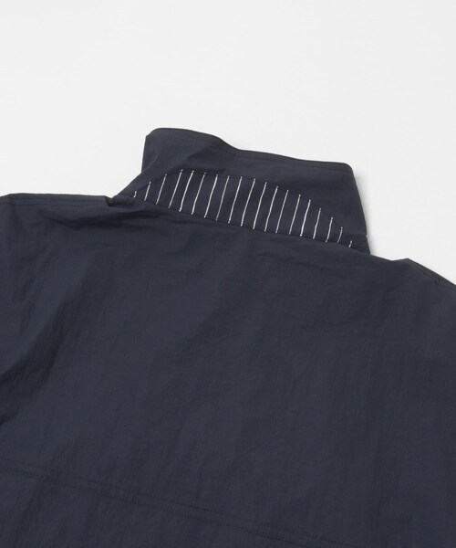 URBAN RESEARCH（アーバンリサーチ）の「SFC　SFC ANORAK（マウンテンパーカー・メンズ・Charcoal/Navy/Black・L/XL）」の10枚目の写真