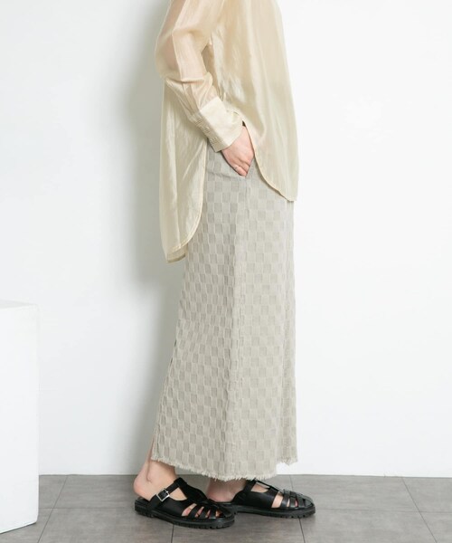 KBF（ケイビーエフ）の「チェッカーパターンデニムスカート（デニムスカート・レディース・BLUE/GRAY/BLACK・one）」の21枚目の写真